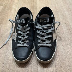 Golden Goose Superstars size 8